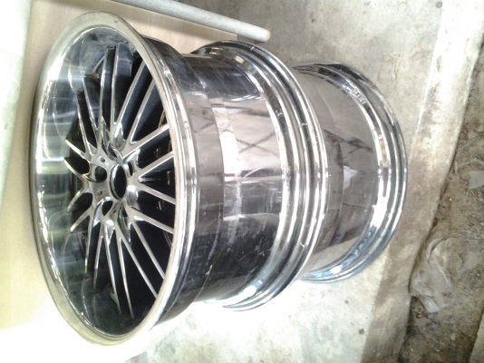 ขายล้อขอบ20  กว้าง10  คู่เดี่ยว