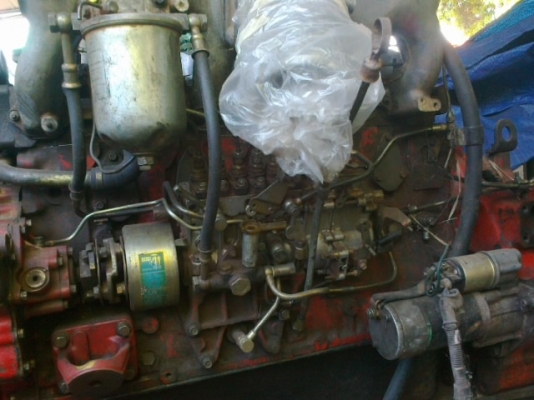 ขายเครื่องยนต์ Hino EM100 220 แรง