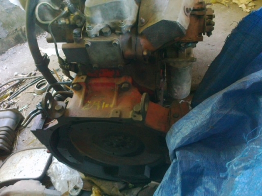 ขายเครื่องยนต์ Hino EM100 220 แรง