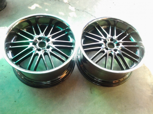 ขายล้อขอบ20  หน้า9.5หลัง10  5รู114 วีโก้