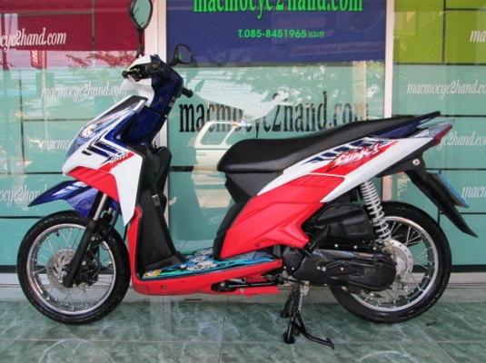 ขาย คลิกไอ  สีน้ำเงินขาว ปี2011 ตัวใหม่ ไมล์ขาว รถเดิมๆ ทุกชิ้นส่วน 29500 จดทะเบียน 15ธ ค.ปี2011 เครื่องเดิมๆ เดิมทุกชิ้นไฟหน้าคมเข้ม  สภาพสวย  ระบบหัวฉีดและหม้อน้ำ ขับทางไกลสบาย รถสภาพรวมสวย เครื่องดีพร้อมใช้ ขับดีเหมือนเดิม * เปลี่ยนถ่าย น้ำมันเครื่อง แ