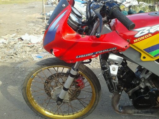 ฮอนด้าบีด 110 สภาพดี มีทะเบียน 6500 ฮอนด้าบีด 110 สภาพดี มีทะเบียน 6500