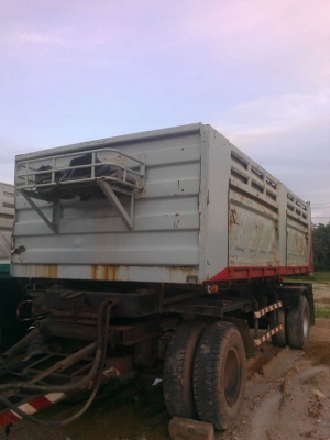 ขายห่าง สามมิต 2 เพลา  ปี 44  สนใจติดต่อ 081 - 6079515