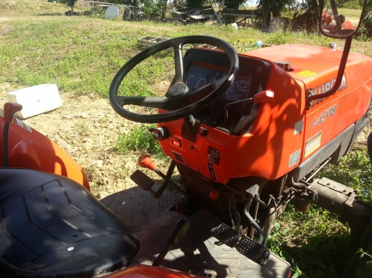 ขายถูก! รถไถ โคโบต้า 4wd  รุ่น 4508 ไม่ได้ล้าง ถ่ายรูปตามสภาพใช้งานจริง รถมือเดียว มี2คัน