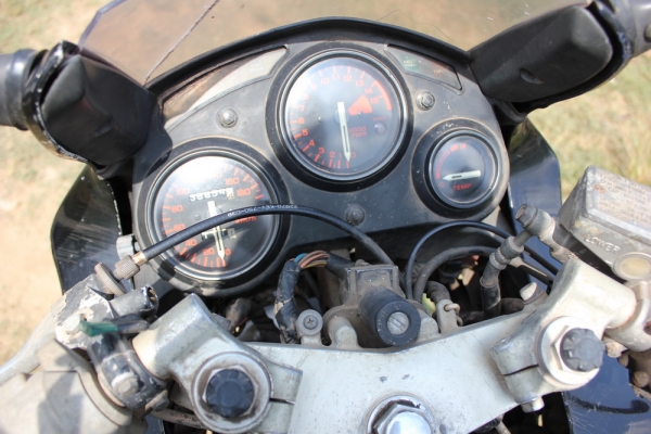 ขาย แลก Honda CBR400 1987 NC23 ทะเบียนราคาถูก 44000 ขาย แลก Honda CBR400 1987 NC23 ทะเบียนราคาถูก 44000