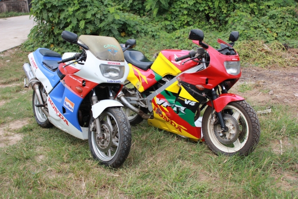 ขาย แลก VFR 400 NC24 Proarm ทะเบียนแท้ราคาถูก เอาทะเบียนใหม่ไปใช้เลยครับ จดให้ใหม่แล้วพร้อมโอนเลยครับ ขาย แลก VFR 400 NC24 Proarm ทะเบียนแท้ราคาถูก เอาทะเบียนใหม่ไปใช้เลยครับ จดให้ใหม่แล้วพร้อมโอนเลยครับ