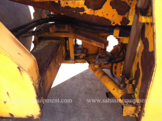 รถบด SAKAI SW750 บจก.สหสินอีควิปเม้นท์ โทร.081-5851880, 02-5168100-1 www.sahasinequipment.com