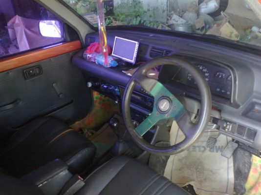 มิล่า รถสวยติดแก๊สแล้ว