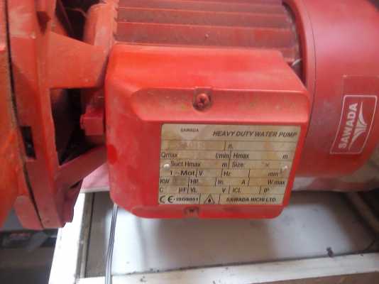 ปั๊มน้ำทนงานหนักขนาด 1 นิ้ว ใบพัดทองเหลืองใหญ่ ยี่ห้อYOSHIMA  ปั้มได้สูงและแรง( มี 2 เครื่อง)