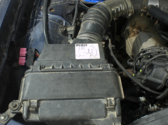 ขาย Benz 230  ราคาถูก พวงมาลัยซ้าย ติดแก๊ส JPG พร้อมใช้งาน