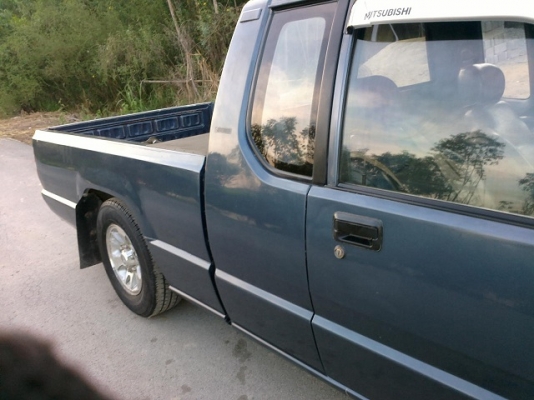 ขายถูก มิสซูL200แค๊ป ปี93 ขายถูก มิสซูL200แค๊ป ปี93