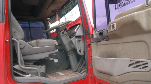 ขายรถหัวลาก 10 ล้อ 2 เพลา หัว-หาง HINO PROFIA ปี.51 รถสวยใช้งานอยู่ราคาต่อรอง สนใจโทร