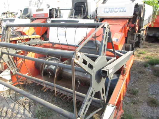 รถเกี่ยว KUBOTA DC60 PLUS+ พร้อมใช้สุดๆ มีแค่ 2 คันเท่านั้น รถเกี่ยว KUBOTA DC60 PLUS+ พร้อมใช้สุดๆ มีแค่ 2 คันเท่านั้น