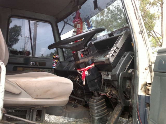 รถอิซูซุ 10 ล้อดั๊ม FXZ 210 แรงม้า  ปี 36   สนใจติดต่อ  081 - 607515