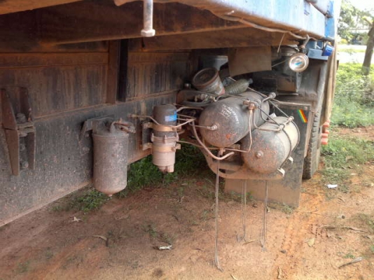 รถอิซูซุ 10 ล้อดั๊ม FXZ 210 แรงม้า  ปี 36   สนใจติดต่อ  081 - 607515