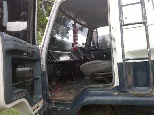 รถอิซูซุ 10 ล้อดั๊ม FXZ 210 แรงม้า  ปี 36   สนใจติดต่อ  081 - 607515