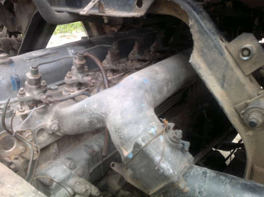 รถอีซูซุ 6 ล้อดั๊ม  KS - 21   145 แรงม้า    สนใจติดต่อ 081 - 6079515