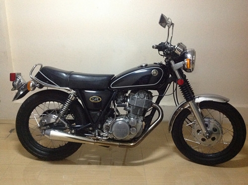 NEW!!! ขาย SR 400 ปี 95  เดิมๆ  inv. ล้อดำๆ เครื่องแน่น  65,000 ohm คอนหวัน