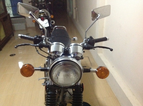 NEW!!! ขาย SR 400 ปี 95  เดิมๆ  inv. ล้อดำๆ เครื่องแน่น  65,000 ohm คอนหวัน