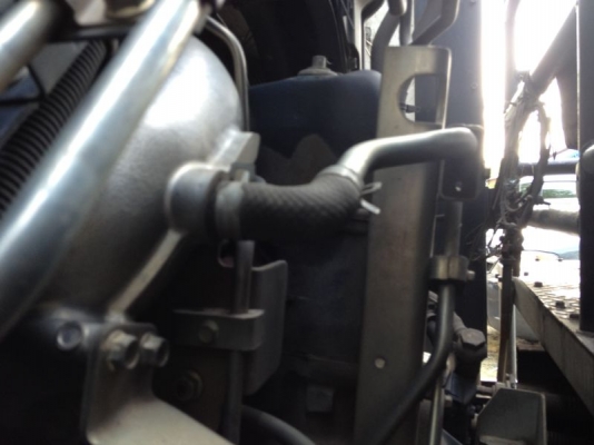 รถอีซูซุ 10 ล้อ หัวลาก GXZ 270 แรงม้า ปี 52 สนใจติดต่อ 081 - 6079515 รถอีซูซุ 10 ล้อ หัวลาก GXZ 270 แรงม้า ปี 52 สนใจติดต่อ 081 - 6079515