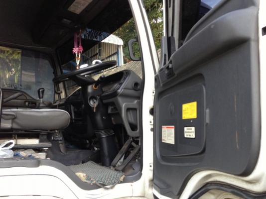 รถอีซูซุ 10 ล้อ หัวลาก GXZ 270 แรงม้า ปี 52 สนใจติดต่อ 081 - 6079515 รถอีซูซุ 10 ล้อ หัวลาก GXZ 270 แรงม้า ปี 52 สนใจติดต่อ 081 - 6079515