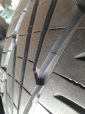 ขายยาง215/55/16 ปี 2009 NITTO NEO GEN JAPAN 1 คู่  ราคา :  1,900.00  บาท