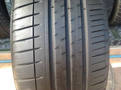 ขายยาง205/50/16 ปี 1410 MICHERLIN Pilot 3 1 ชุด  ราคา :  3,500.00  บาท