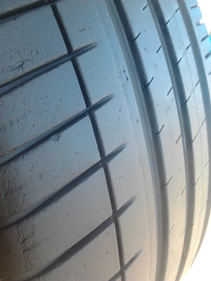 ขายยาง205/50/16 ปี 1410 MICHERLIN Pilot 3 1 ชุด  ราคา :  3,500.00  บาท