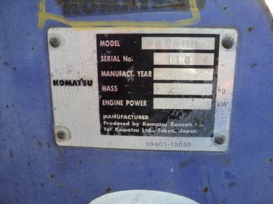 ขายรถขุดเก่านอก KOMATSU PC30UU-3 ขายรถขุดเก่านอก KOMATSU PC30UU-3