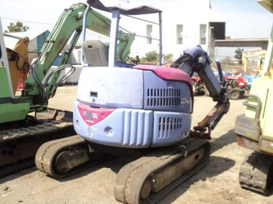ขายรถขุดเก่านอก KOMATSU PC30UU-3 ขายรถขุดเก่านอก KOMATSU PC30UU-3