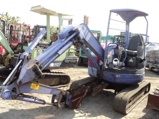 ขายรถขุดเก่านอก KOMATSU PC30UU-3