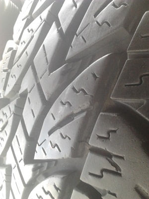 ขายยาง225/70/15 ปี 3010 BRIDGSETONE DUELER A/T694  ราคา :  4,500.00  บาท