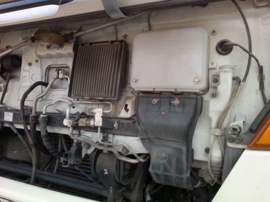 รถฮีโน่ 10 ล้อดั๊ม FM2P   380 แรงม้า ปี 53    สนใจติดต่อ 081 - 6079515