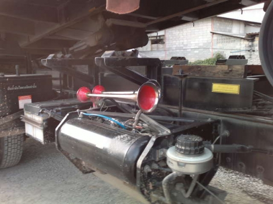 รถฮีโน่ 10 ล้อดั๊ม FM2P   380 แรงม้า ปี 53    สนใจติดต่อ 081 - 6079515