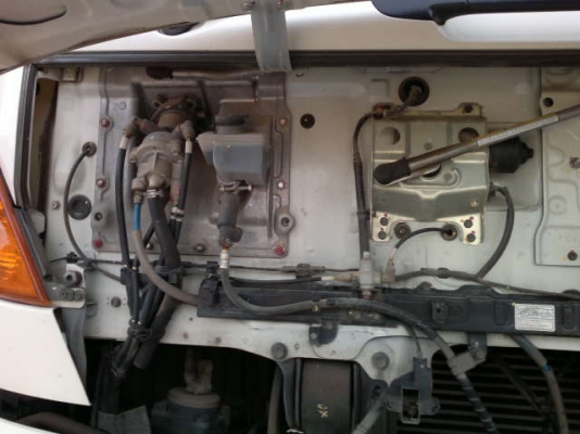 รถฮีโน่ 10 ล้อดั๊ม FM2P   380 แรงม้า ปี 53    สนใจติดต่อ 081 - 6079515