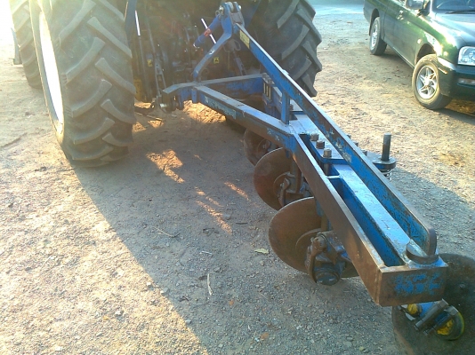 ขาย FORD TS110 เกียร์กลาง เอกสารพร้อมจดทะเบียน