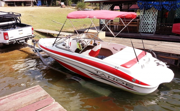 ขายเรือถูก TAHOE Q4  19ฟุ๊ต ปี2005 เครื่อง 4.3สภาพใหม่มากท้าพิสูจน์ไม่ถึง 30 ชม.