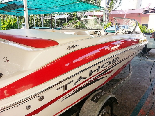 ขายเรือถูก TAHOE Q4  19ฟุ๊ต ปี2005 เครื่อง 4.3สภาพใหม่มากท้าพิสูจน์ไม่ถึง 30 ชม.