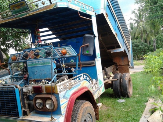 ***ขายแล้วครับขอบคุณ Truck2hand ขาย อีแต๋น6ล้อดั๊ม เครื่องยนต์ TOYOTA 75 HP แน่นๆไม่มีหลวม เกียร์โตโยต้า เข้าง่ายไม่หลุด ช่วงล่างใหญ่ของ6ล้อ110  กระบอกดั๊ม 2 ตัน ยาง7.50 ขอบ16 ดี4เส้นคัสซีหน้า 5 สโลว์พร้อม กระบะดั๊มเหล็ก ก.1.68ม.ย.3.0ม.ส.1.43ม. 5ตันสบายๆ