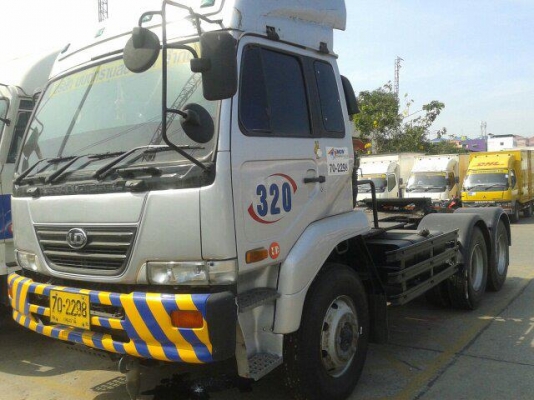 ขายรถหัวลากนิสซันUD320 แรง