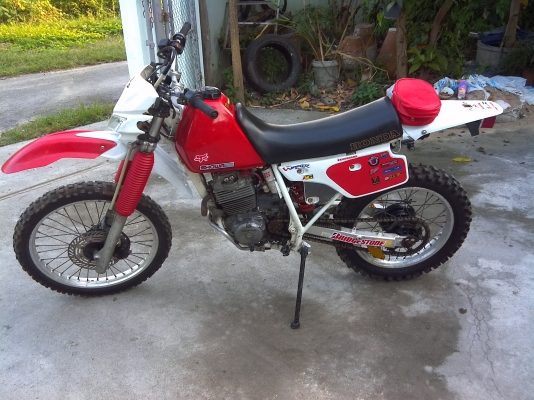 ขาย หรือ แลก XLR250 แรงดี ใช้อยู่ทุกวันครับ อยากเปลี่ยนแนว ตั้งใว้ 40000 ต่อรองใด้ครับ ขายใด้ขาย แลกใด้แลก ติดต่อ มิค 082-6966253