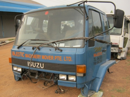 แสงฟ้าเต้นรถ/// จำหน่ายหัวเก๋งนอกเก่าญี่ปุ่น อีซุซุ ร็อกกี้ตาเหลี่ยม สภาพสวยอุปกรณ์ครบ