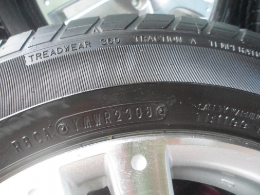 แม๊คเดิมjazzพร้อมยาง185/60/15 ขาย5,200฿