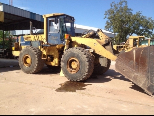 ขายรถตักล้อยาง KOMATSU WA450-1 สภาพสวย ขายด่วน 1,250,000 บาท