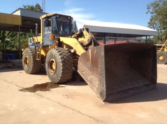 ขายรถตักล้อยาง KOMATSU WA450-1 สภาพสวย ขายด่วน 1,250,000 บาท
