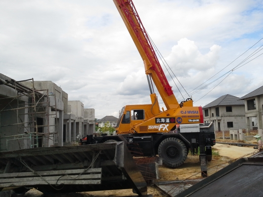 ให้เช่า รถเครน ขนาด 7 ตัน 25 ตัน รายวัน รายเดือน 0806802259 ให้เช่า รถเครน ขนาด 7 ตัน 25 ตัน รายวัน รายเดือน 0806802259