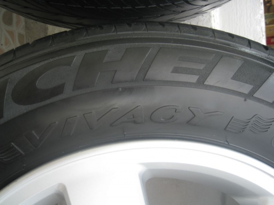 ขายล้อแม็กเดิม mitsubishi pajero 16"x7" 6/139 et38+ยางปี 10(081-3747940)