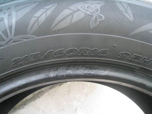 ขายเศษยาง hankook enfren 215/60r16 ปี10(1เส้น)(081-3747940)