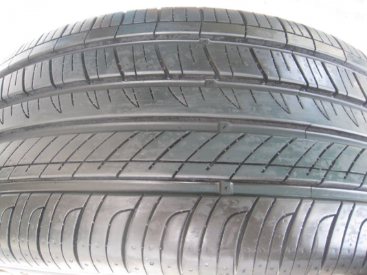 ขายเศษยาง hankook ventus s1 215/45r17 ปี12(1เส้น)(081-3747940)