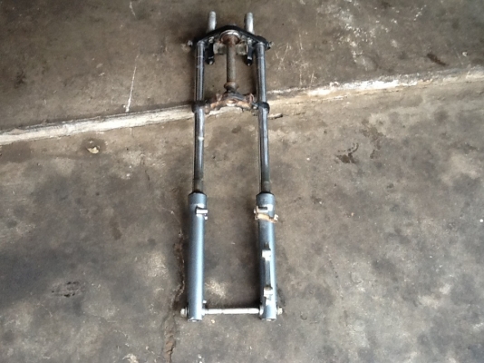 โช๊คหน้า tenaสภาพสวยๆ พร้อมส่งครับ